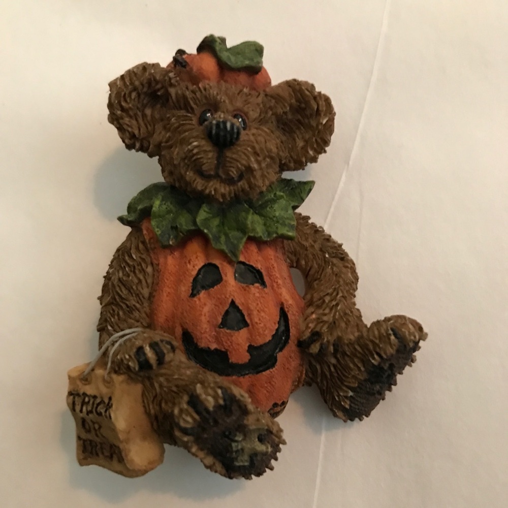 Vintage Halloween Brooches 🎃